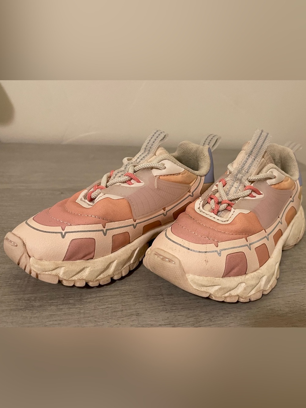 Zara toddlers Pink and Peach Colorblock Sneakers 7c